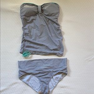 Pea in the pod maternity swimsuit